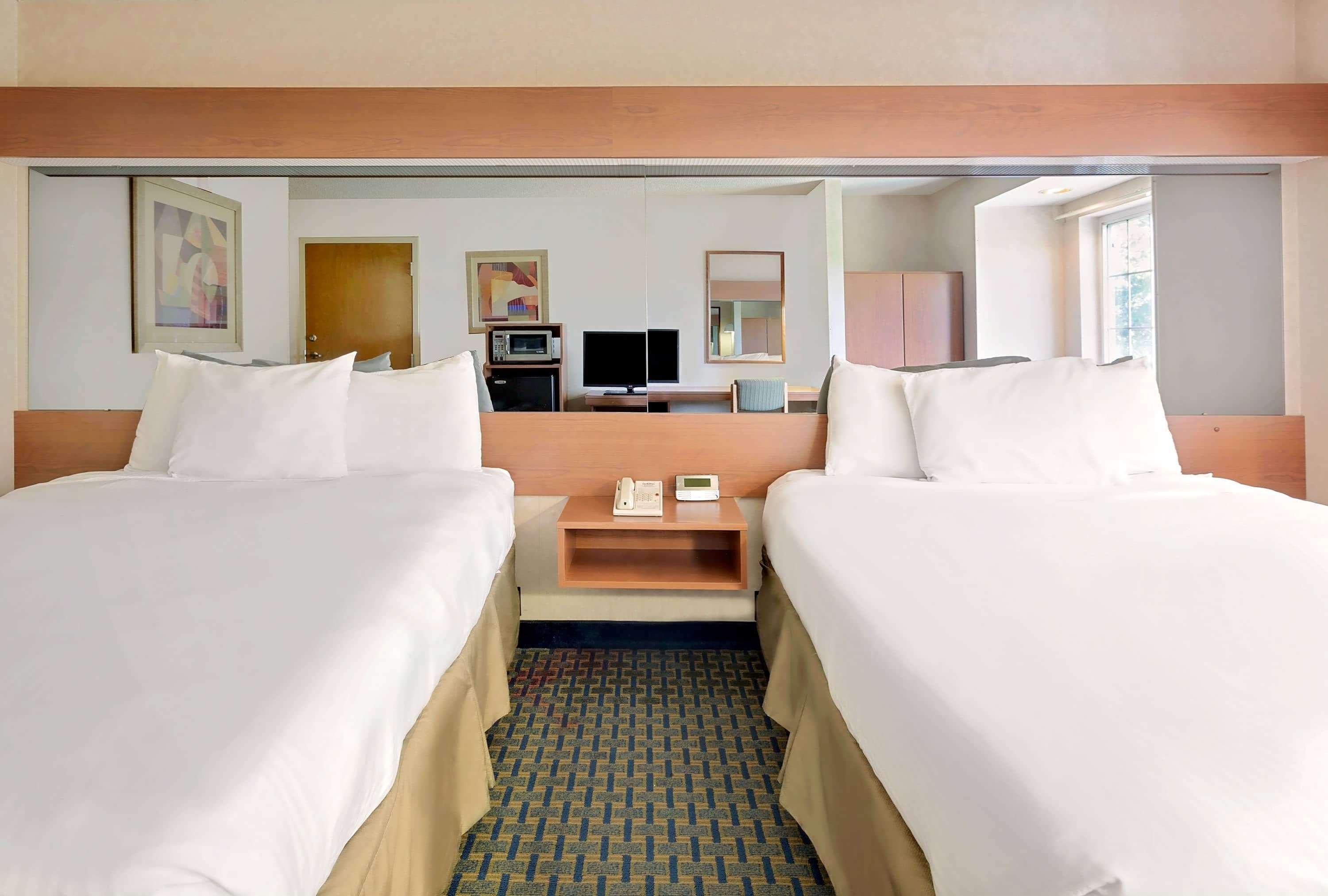 Microtel Inn By Wyndham Winston-Salem Buitenkant foto